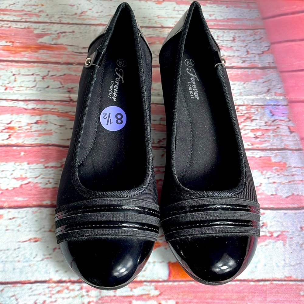 Forever Comfort Shoes.